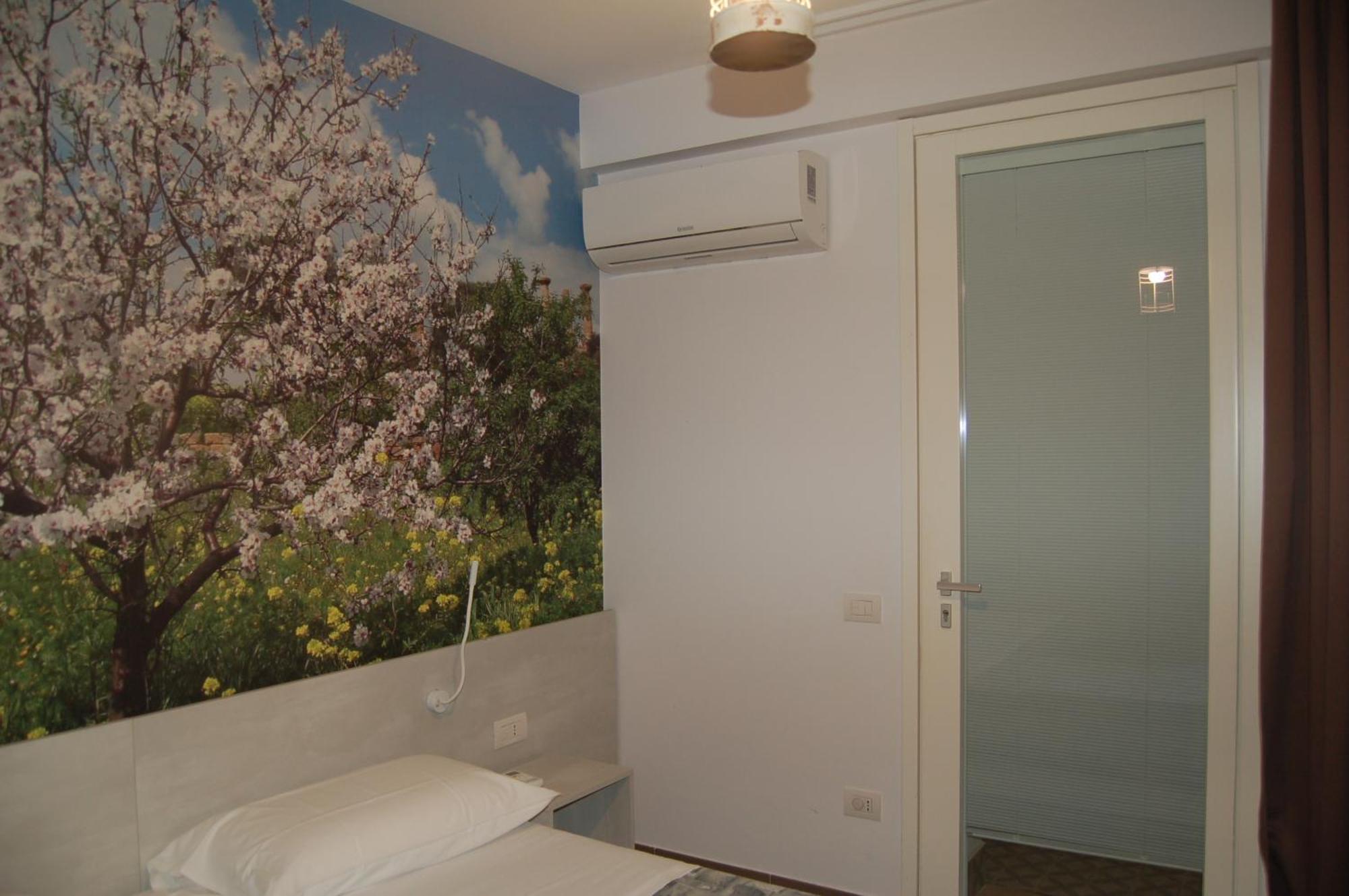Hotel Le 2 Gravine Matera Exterior foto